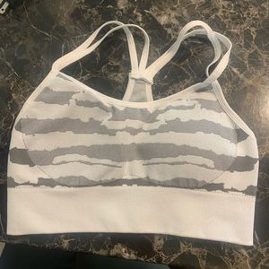 PUSH UP SPORTS BRA WITH PADS Brand new tags sports bra  Xsmall/Small